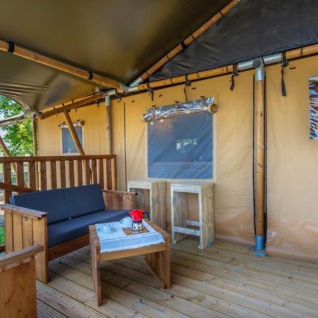 Palazzolo dello Stella Agriturismo Tenuta Regina - Glamping Luxury Lodges And Apartments מראה חיצוני תמונה