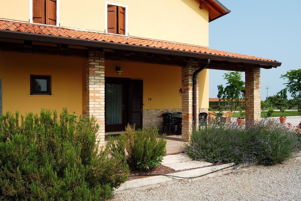 Palazzolo dello Stella Agriturismo Tenuta Regina - Glamping Luxury Lodges And Apartments מראה חיצוני תמונה