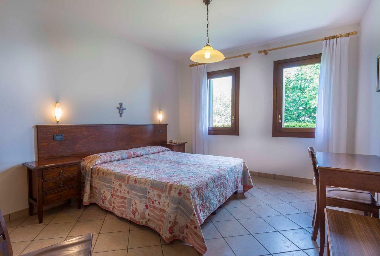 Palazzolo dello Stella Agriturismo Tenuta Regina - Glamping Luxury Lodges And Apartments מראה חיצוני תמונה